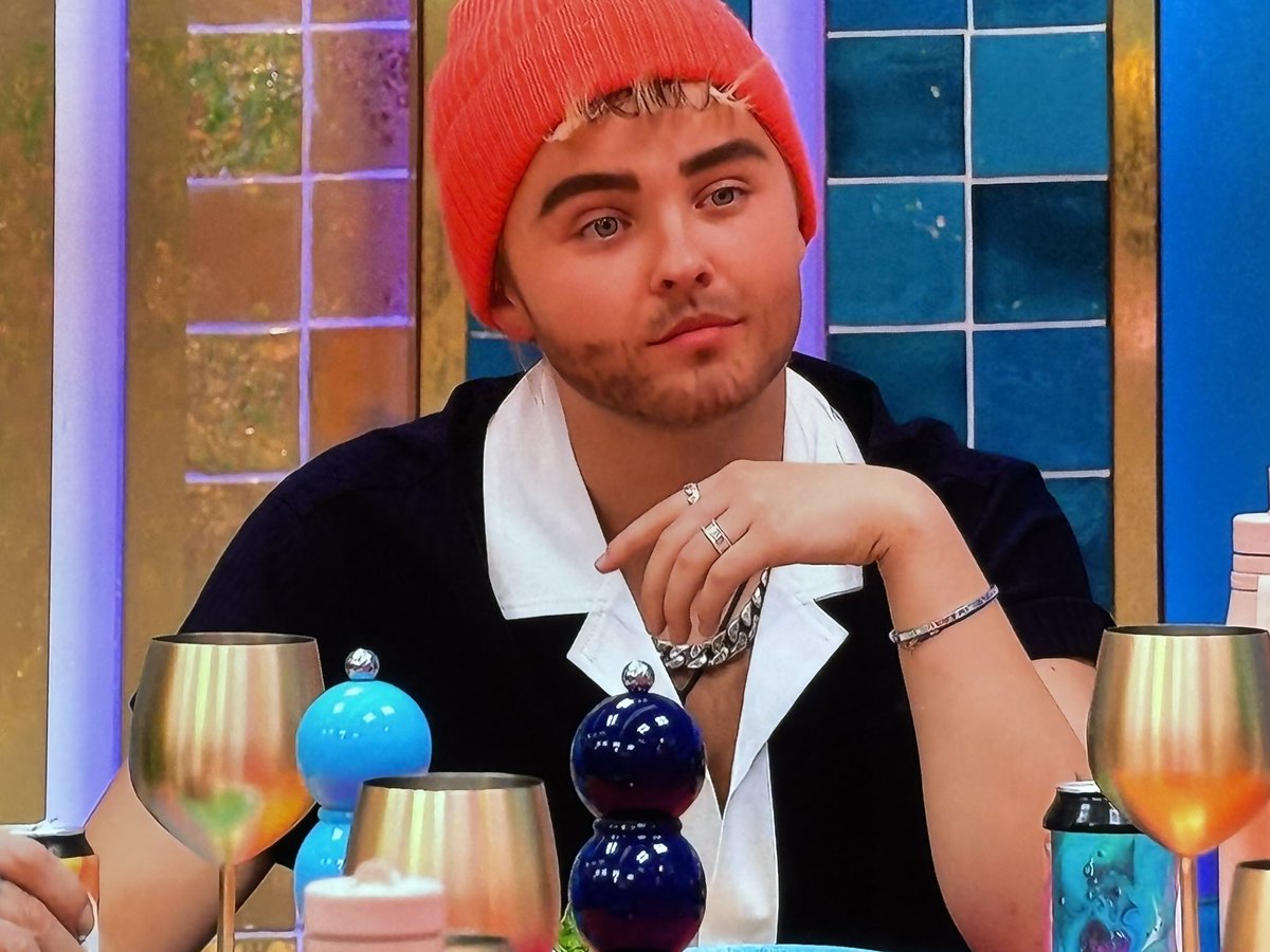 BB_Superfan's tweet photo. The sheer confusion! The fact Mickey is going to miss Billy. I can’t. #CBBUK https://t.co/rgY7tvChqv