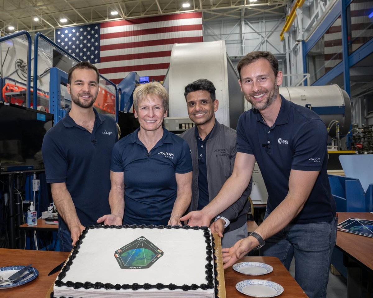 NASAJohnson's tweet photo. The @Axiom_Space Mission 4 (Ax-4) crew has completed their @NASA training ahead of their mission to the @Space_Station! In Houston, the crew’s training teams celebrated this milestone with a mission plaque hanging and cake cutting ceremony – a NASA tradition. 💫 https://t.co/ZoZ1cBuWpU