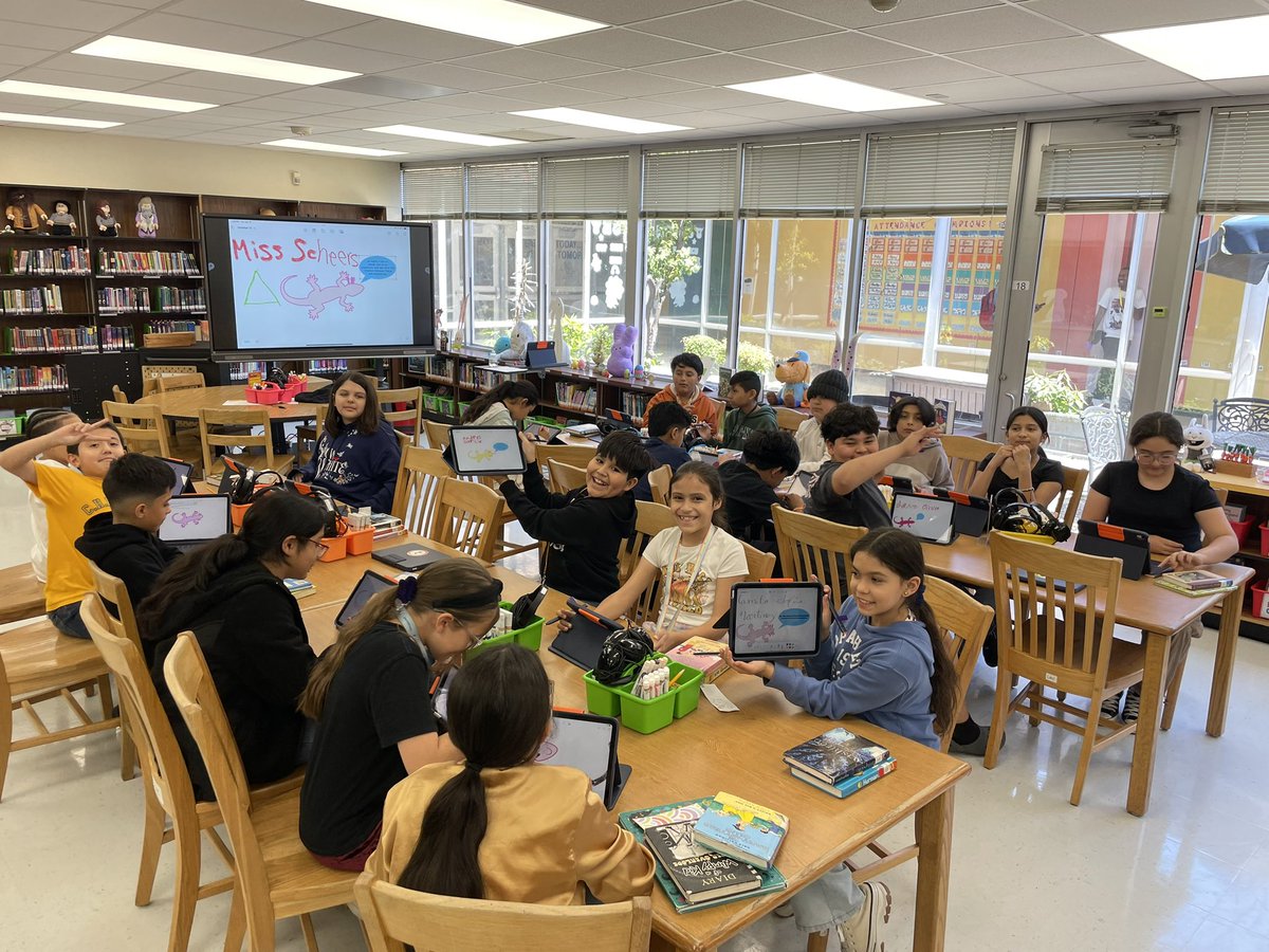 LibraryStephens's tweet photo. Stephens students enjoyed learning how to create art on iPads in the library this week! https://t.co/f2rXN3WJex