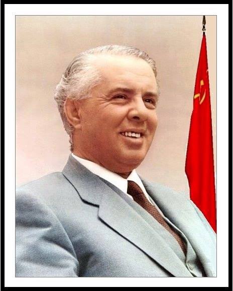 The 5th classic of #Marxism-#Leninism, Comrade Enver #Hoxha, died today 40 years ago. Let us remember his heroric struggle against the betrayal of the #proletarian world movement and his tireless fight for the #liberation of the world #proletariat