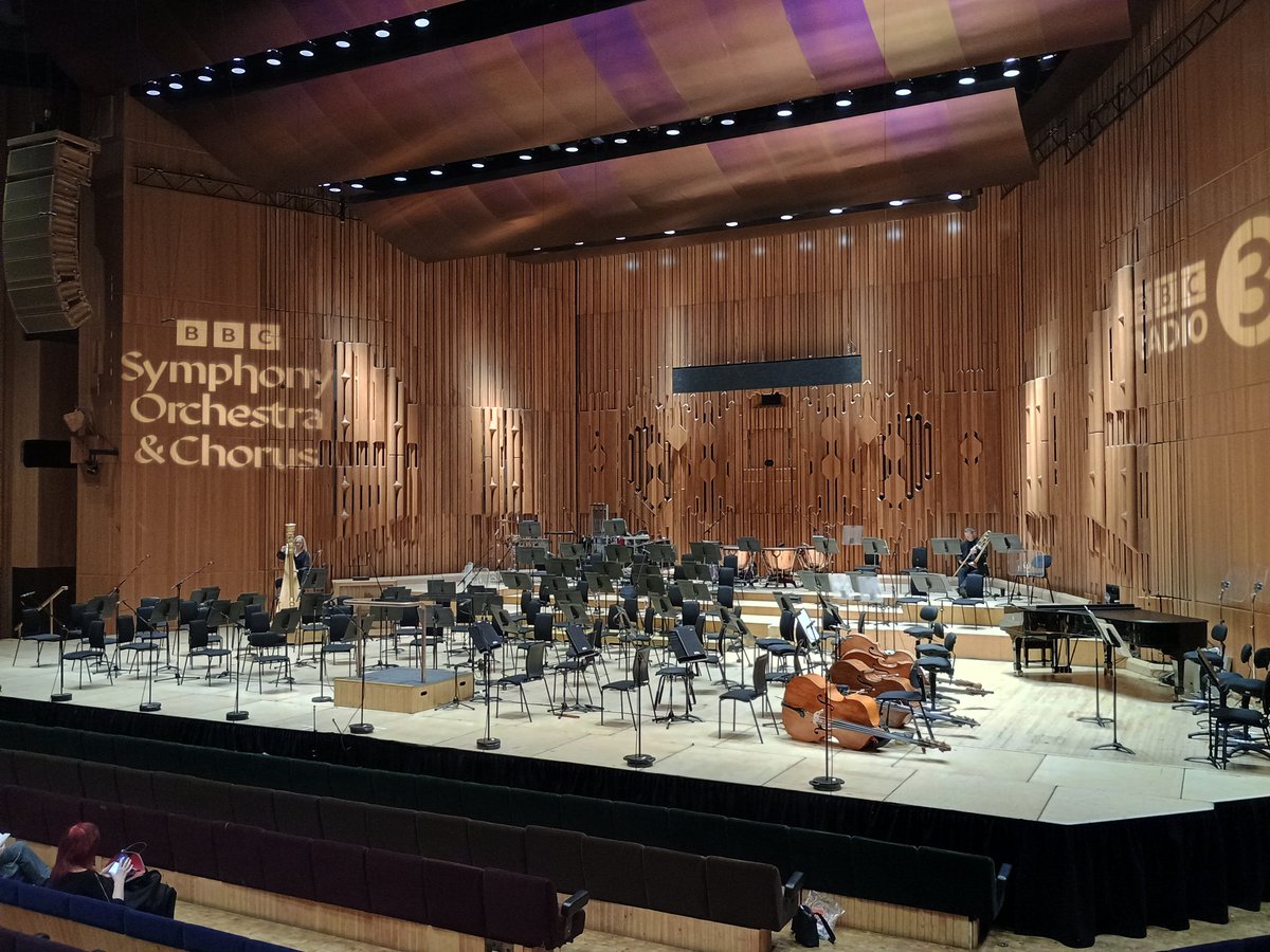Paul Scott (@sorcererpds) on Twitter photo Outstanding concert <a href="/BarbicanCentre/">Barbican Centre</a> with <a href="/BBCSO/">BBC Symphony Orchestra & Chorus</a> under Oramo. Incredible performance in the Carwithen by <a href="/alexdariescu/">Alexandra Dariescu</a> and the Arnold Fifth was sublime. Front row was definitely the best place to be to hear every string vibration. Added bonus catching up with <a href="/JKAConductor/">𝗝𝗼𝗵𝗻 𝗔𝗻𝗱𝗿𝗲𝘄𝘀</a> Outstanding concert <a href="/BarbicanCentre/">Barbican Centre</a> with <a href="/BBCSO/">BBC Symphony Orchestra & Chorus</a> under Oramo. Incredible performance in the Carwithen by <a href="/alexdariescu/">Alexandra Dariescu</a> and the Arnold Fifth was sublime. Front row was definitely the best place to be to hear every string vibration. Added bonus catching up with <a href="/JKAConductor/">𝗝𝗼𝗵𝗻 𝗔𝗻𝗱𝗿𝗲𝘄𝘀</a>