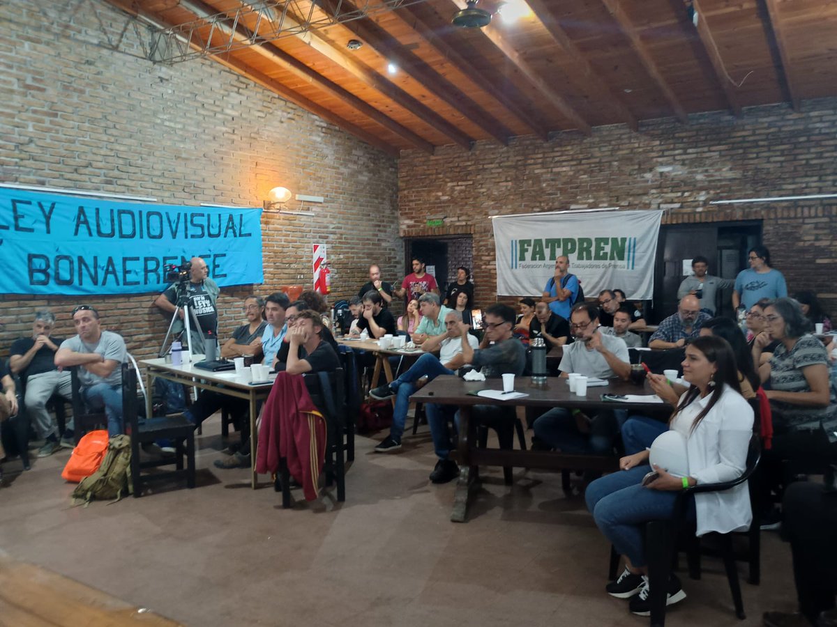 🎙Participamos ahora del Conversatorio q se desarrolla en el marco del 61° Congreso de <a href="/PrensaFATPREN/">FATPREN</a>
 
⚠️ Libertad de expresión en peligro. La lucha por una comunicación federal y democrática

Un espacio para compartir y debatir acerca del panorama actual