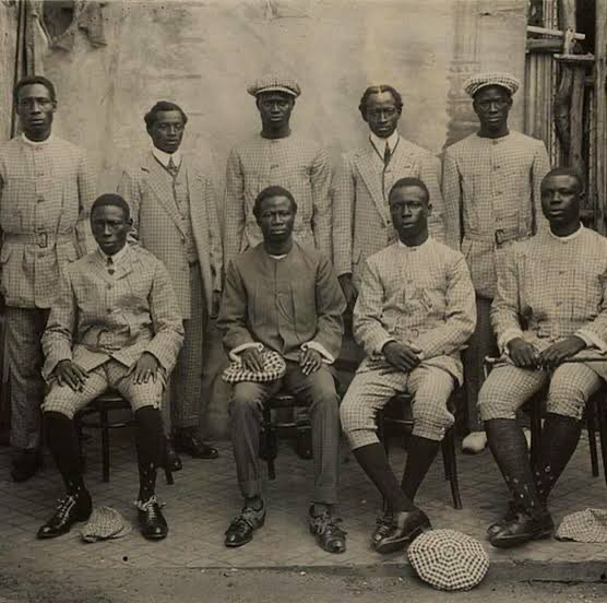 nigmuseum's tweet photo. The very first set of Lagos big boys (1913) https://t.co/cFBxfAQZiq