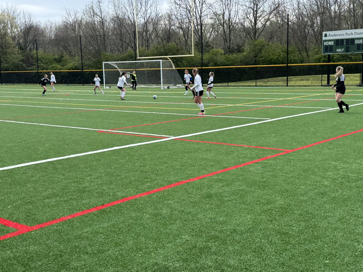 Congratulations to the Sporting Queen City G07/08 team on a 4-0 victory over Victory SC 2007/06 Girls at the Blue Chip Showcase this afternoon. Great job girls!!!