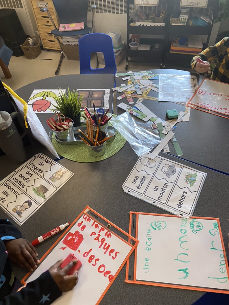 Leah Taylor (she/her) (@leahtay49047875) on Twitter photo Les centres d'apprentissage du français nous aident avec notre vocabulaire et sont tellement amusants! French learning centres help us with our vocabulary and are so much fun! <a href="/StMonicaOCSB/">St. Monica School</a> <a href="/OttCatholicSB/">Ottawa Catholic School Board</a> <a href="/ocsbBonjour/">𝕂 𝕥𝕠 𝟙𝟚 𝔽ℝ𝔼ℕℂℍ at the OCSB</a> Les centres d'apprentissage du français nous aident avec notre vocabulaire et sont tellement amusants! French learning centres help us with our vocabulary and are so much fun! <a href="/StMonicaOCSB/">St. Monica School</a> <a href="/OttCatholicSB/">Ottawa Catholic School Board</a> <a href="/ocsbBonjour/">𝕂 𝕥𝕠 𝟙𝟚 𝔽ℝ𝔼ℕℂℍ at the OCSB</a>