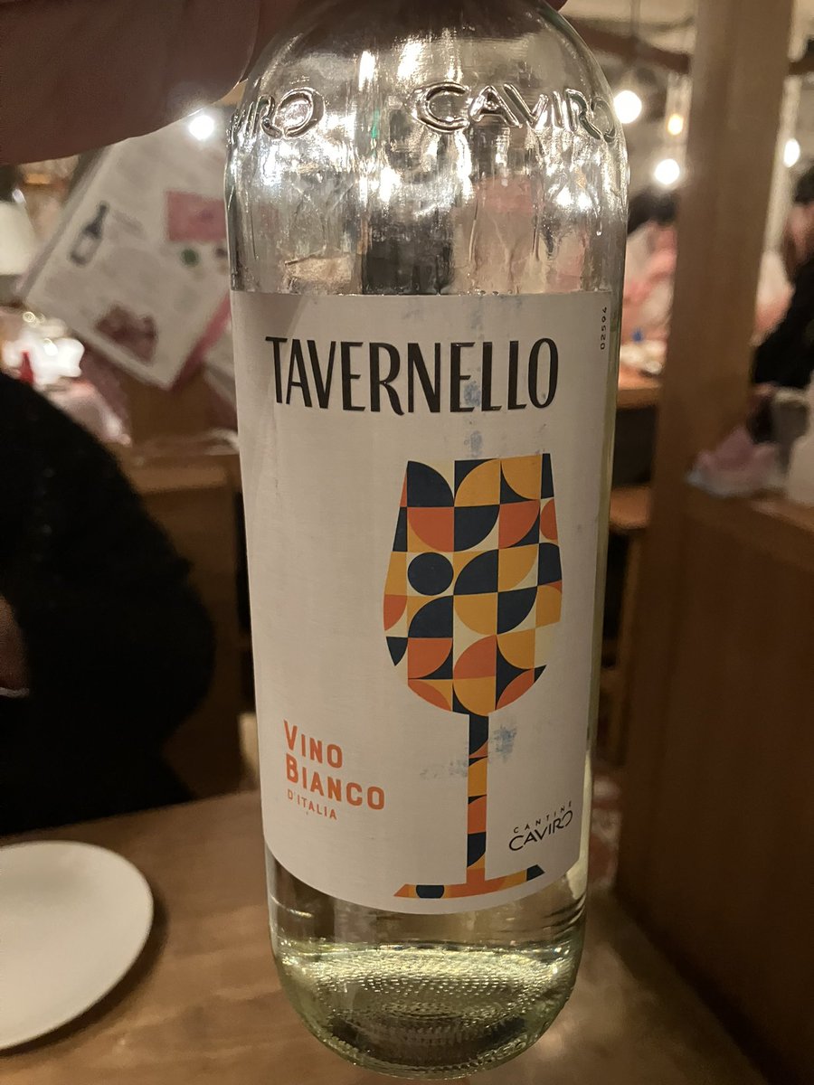 ym_msc_inc's tweet photo. 東京都新宿区
ワインの酒場。ディプント 新宿西口店
🍾カヴィロ/タヴェルネッロ/ヴィノビアンコ
🧀5種類のチーズ盛り合わせ
🍞 Coperto
地下に入ると想像以上の広さ!
白ワインにチーズで口の中がトレビアン😆
ご馳走様でした🙏
#ワインの酒場ディプント新宿西口店
#タヴェルネッロ #チーズ #Coperto https://t.co/5Kmnp4FP9D