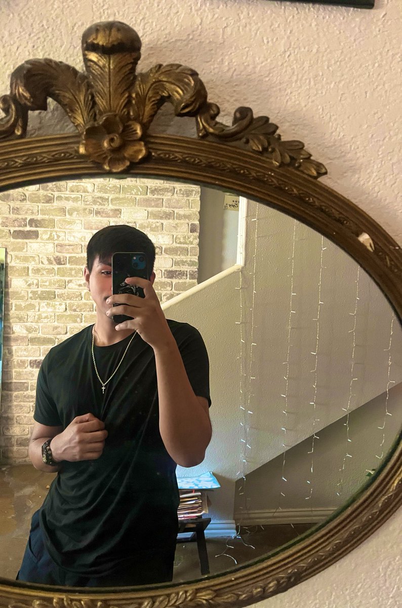 ཀChris tweet media