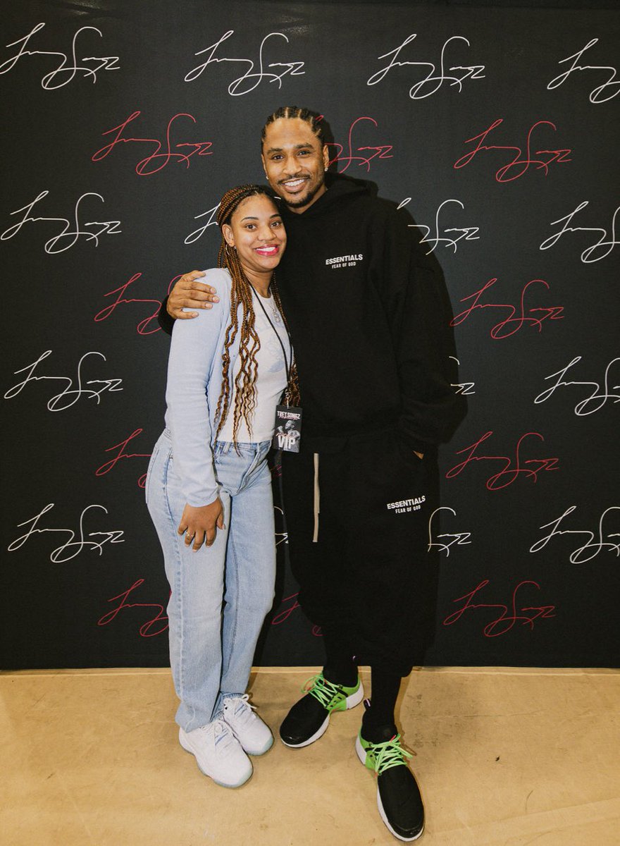 BreezyB✨ tweet media