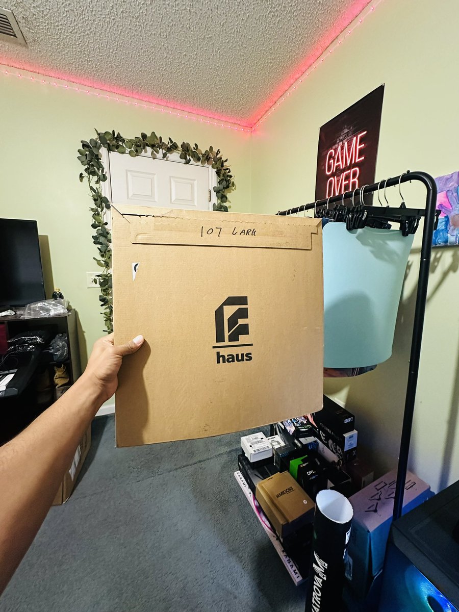 b... (@b7eek) on Twitter photo Legitimately forgot I ordered this pad from <a href="/FreeFallMFG/">FreeFall Manufacturing Group</a> so I was wondering wtf got delivered to my house while I was out. Time to try it out 😈🙏🏽 Legitimately forgot I ordered this pad from <a href="/FreeFallMFG/">FreeFall Manufacturing Group</a> so I was wondering wtf got delivered to my house while I was out. Time to try it out 😈🙏🏽