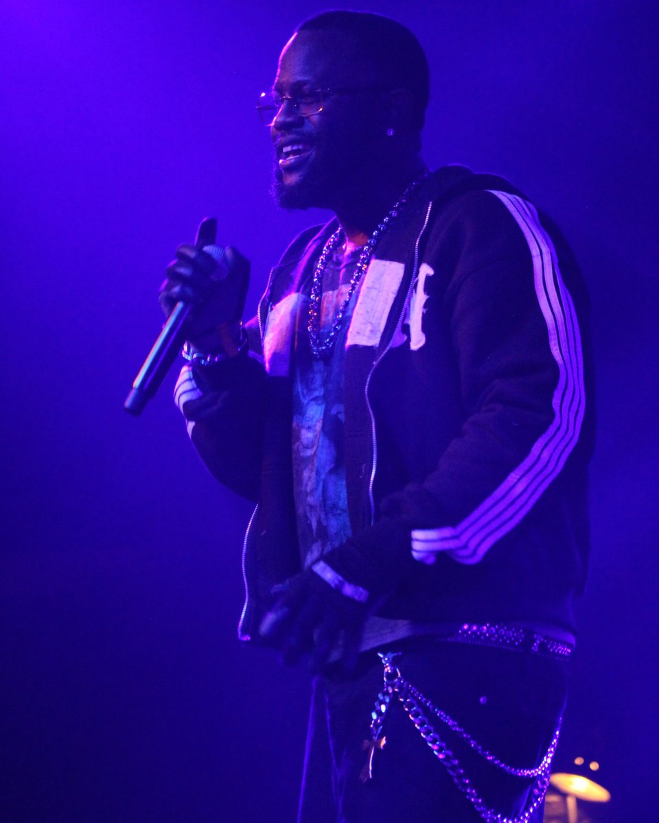 Dom Kennedy’s Class of ‘95 Tour Hits The Bottom Lounge  in Chicago

illanoize.co/home/dom-kenne…