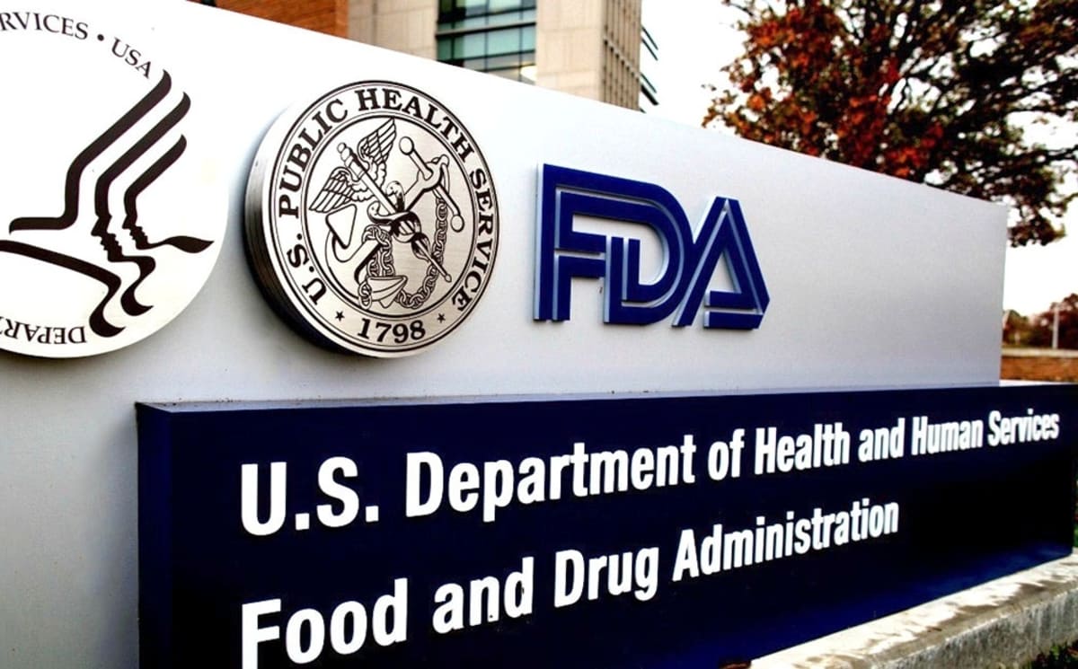 🚨THREAD: THE FDA HEARING FROM HELL
From Chinese drug labs to Red 40 in your cereal, a tidal wave of whistleblowers just rocked D.C. Exposing corruption, incompetence, and coverups. The FDA is under fire—and America is finally waking up. Here's what you need to know 🧵 1/14