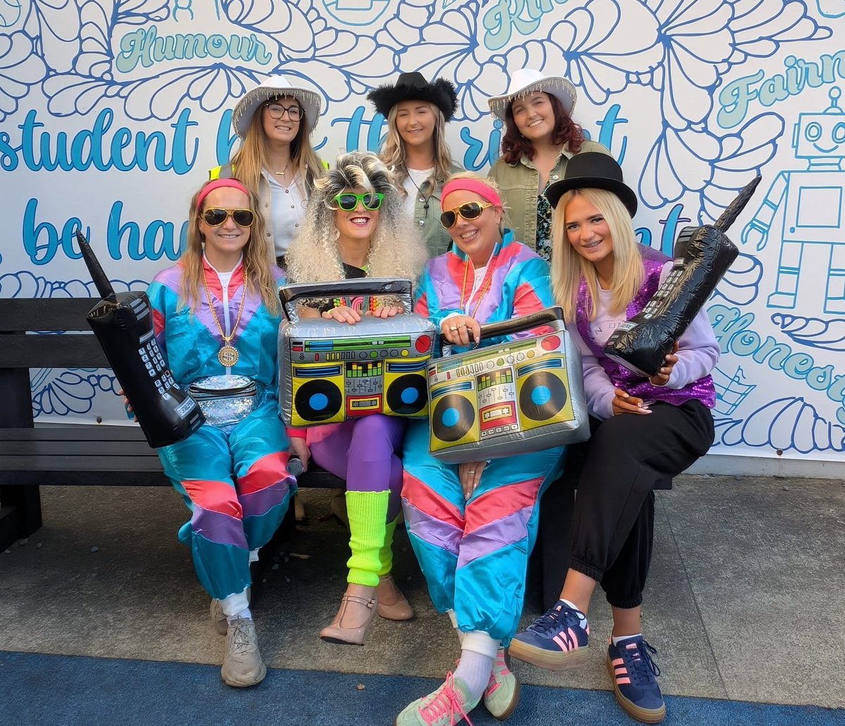 IgnatiusDineen's tweet image. Fantastic end of term #WellFest event @KinsaleComSch Brilliant atmosphere amongst students and staff before we break for the Easter holidays @KathleenMOBrien @Claire1Sheehan @FergalMcCarthy3