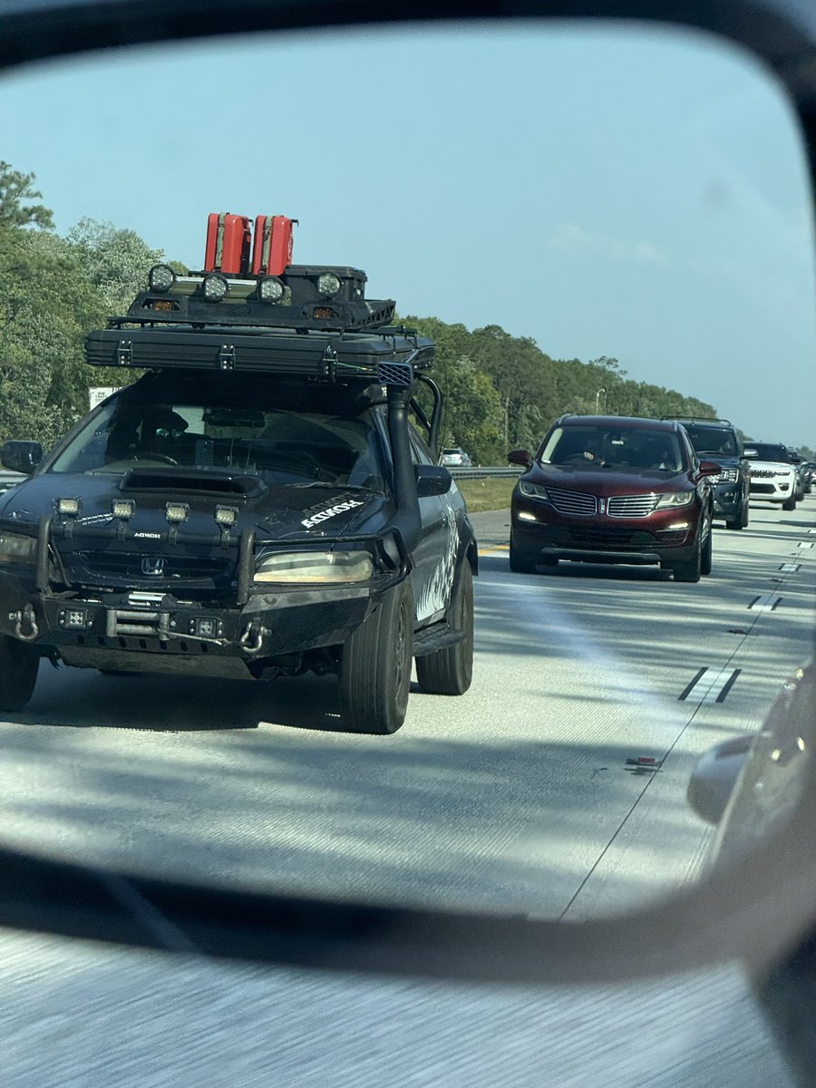 Vascrypt1's tweet photo. @FoxCerulean just saw you cruising down i4. Sick ride https://t.co/eZkh6MsKN5