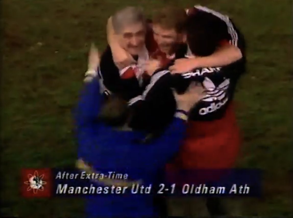 stusfootyflash's tweet photo. 35 years ago tonight, the BBC showed Man Utd’s FA Cup semi-final replay against Oldham, whilst ITV screened the Division One game between Arsenal and Aston Villa.

It was the very first time that the two main channels had gone head-to-head with 2 different domestic live matches. https://t.co/1i15BWJTxF