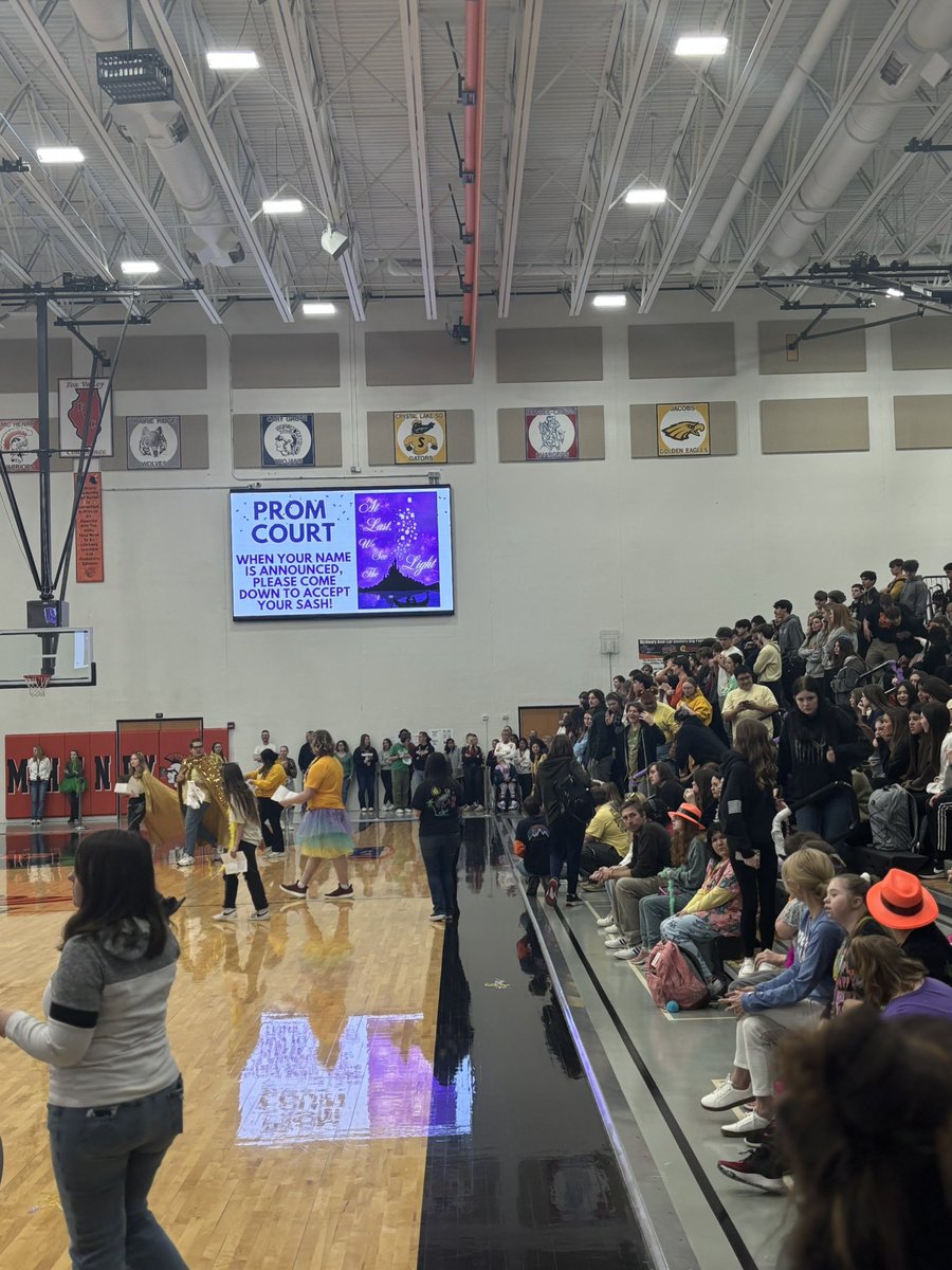 LEDvideoboard1's tweet image. They are more than just scoreboards with us! Great work Chris Madson and team. Student assembly and the video boards are in full effect! @WE_R_WARRIORS1 @MCHS156 @GetScoreVision @IIAAA3
