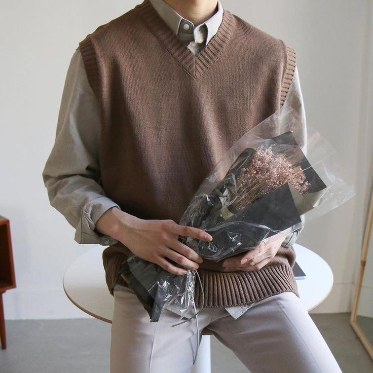 cupcake_steph's tweet photo. ✧⁠*⁠。How I imagine Viktor's Style (Arcane Modern AU) ｡⁠*✧⁠

~ A visual thread 🧵 https://t.co/3103fEpNKL