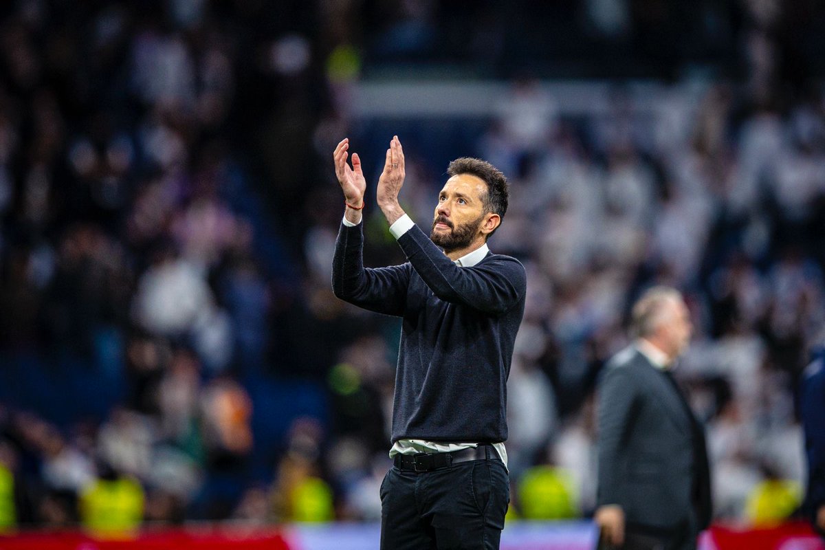 ValenciacfAR_En's tweet photo. Valencia have gone 6 consecutive games without a loss.
4 wins 
2 draws
With the last loss coming in February. 

Don Carlos Corberan https://t.co/ERbArwSmCj