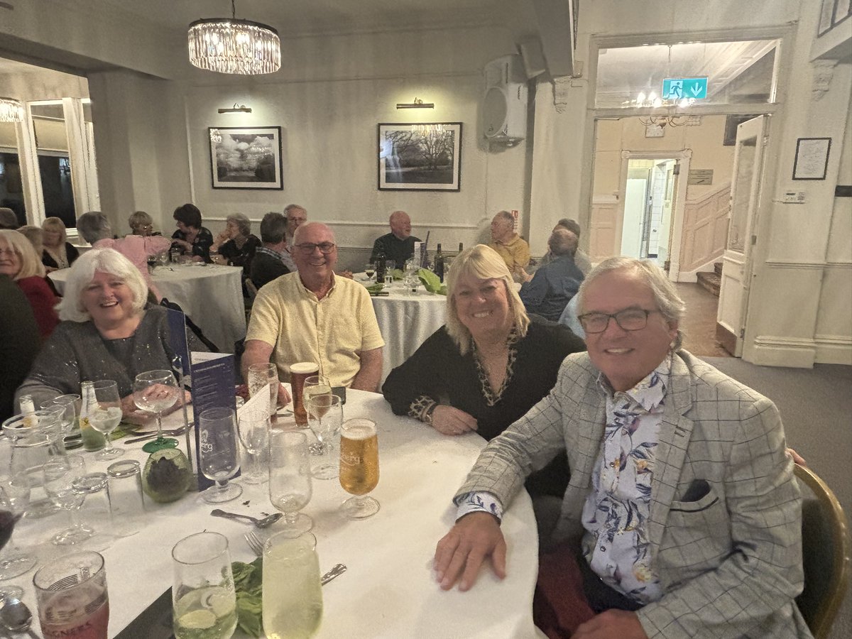 Romfordgolfclub's tweet photo. 4/4 A fantastic Indian Speciality evening. Huge thanks to Chef Anis and his amazing team, as well as John and the bar team! Everything was perfect. Great food, great atmosphere, and truly a memorable night #rgc #perksofbeingamember https://t.co/Dj03dDO0xt