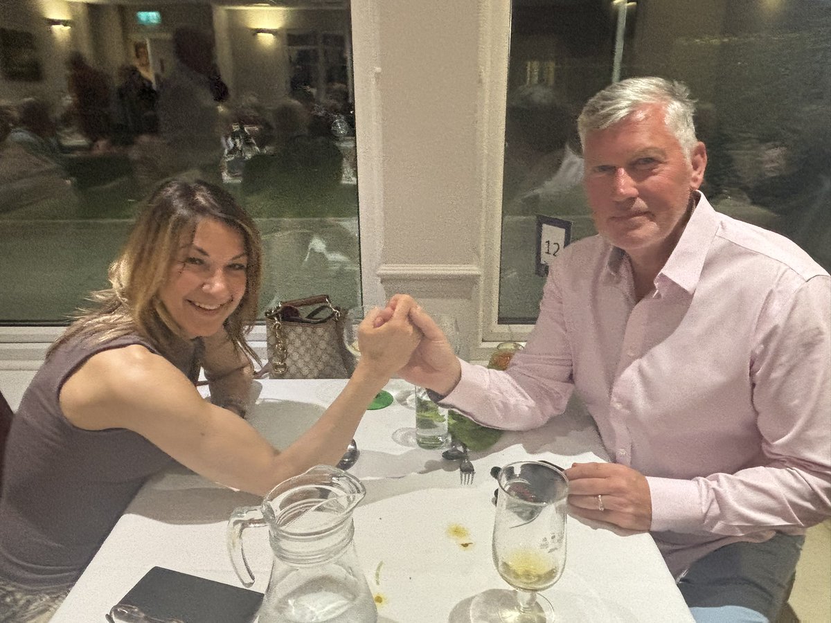 Romfordgolfclub's tweet photo. 1/4 A fantastic Indian Speciality evening. Huge thanks to Chef Anis and his amazing team, as well as John and the bar team! Everything was perfect. Great food, great atmosphere, and truly a memorable night #rgc #perksofbeingamember https://t.co/BwMqcpDXZJ