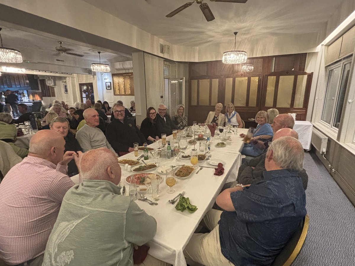 Romfordgolfclub's tweet photo. 4/4 A fantastic Indian Speciality evening. Huge thanks to Chef Anis and his amazing team, as well as John and the bar team! Everything was perfect. Great food, great atmosphere, and truly a memorable night #rgc #perksofbeingamember https://t.co/Dj03dDO0xt