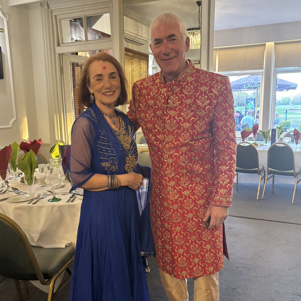 Romfordgolfclub's tweet photo. 2/4 A fantastic Indian Speciality evening. Huge thanks to Chef Anis and his amazing team, as well as John and the bar team! Everything was perfect. Great food, great atmosphere, and truly a memorable night #rgc #perksofbeingamember https://t.co/anRcdvpnHA