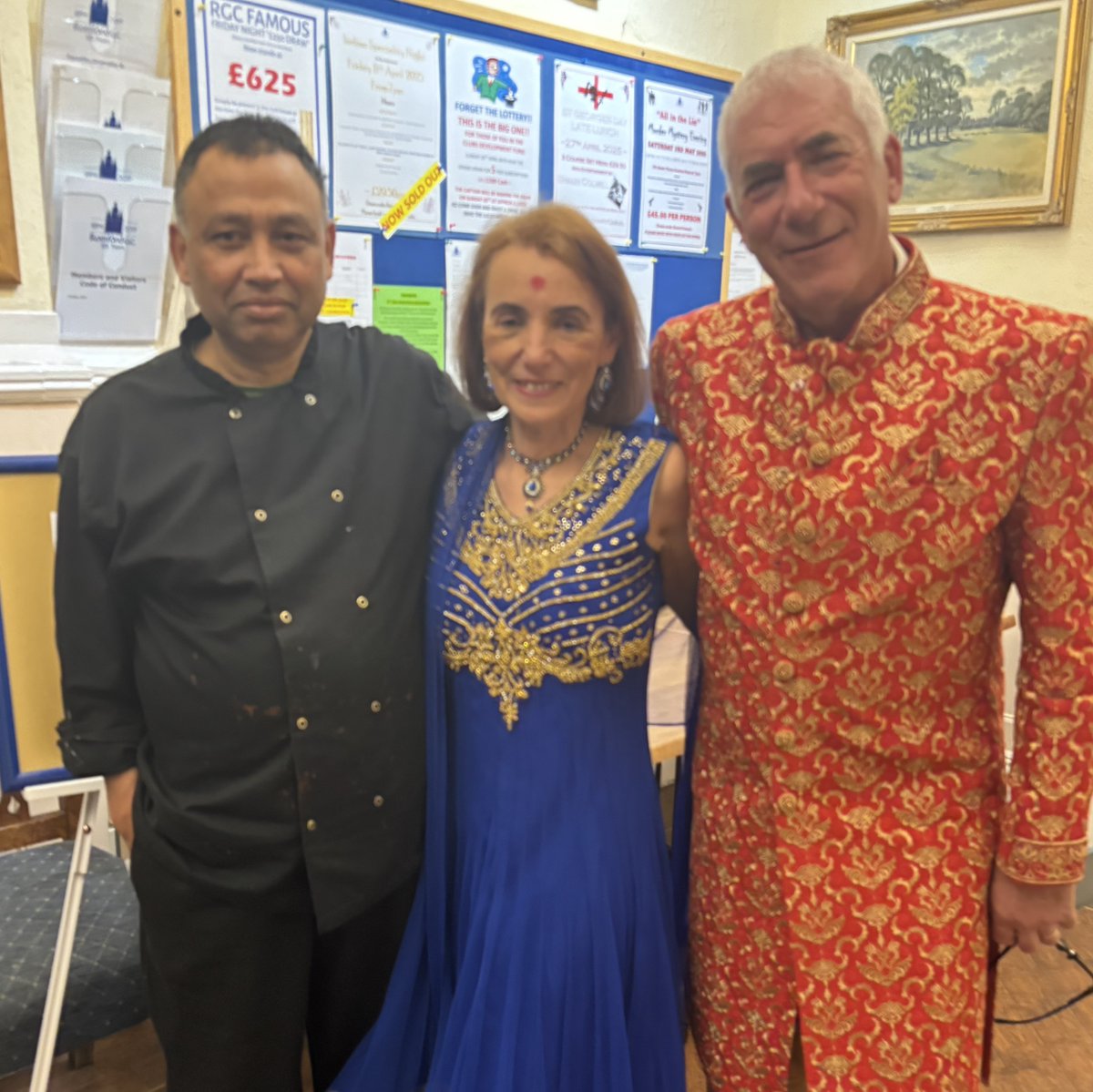 Romfordgolfclub's tweet photo. A fantastic Indian Speciality evening. Huge thanks to Chef Anis and his amazing team, as well as John and the bar team! Everything was perfect. Great food, great atmosphere, and truly a memorable night #rgc #perksofbeingamember https://t.co/1OAmoTfk5D