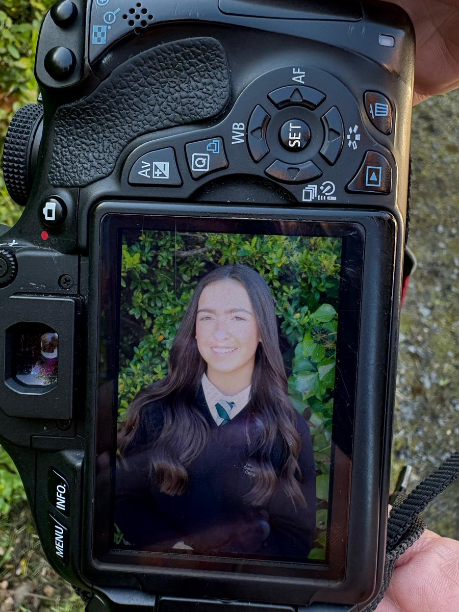 Grad pic 📸  💖
Our beautiful abi x