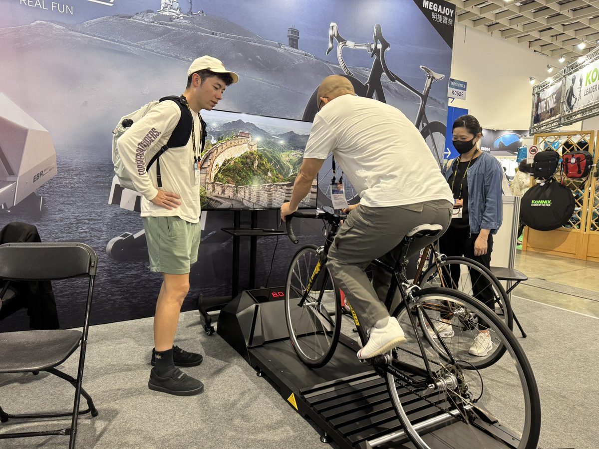 discoverride100's tweet photo. 【Taipei Cycle 2025レポ前編公開!】
けんたさん、今年も現地からレポート!まずは1号館をじっくりチェック。最新のeバイクから注目ブランドまで、自転車の“いま”が詰まった内容です。
記事はこちら▼
https://t.co/rZFbvoCWeu
#TaipeiCycle https://t.co/LluV0ALfYg