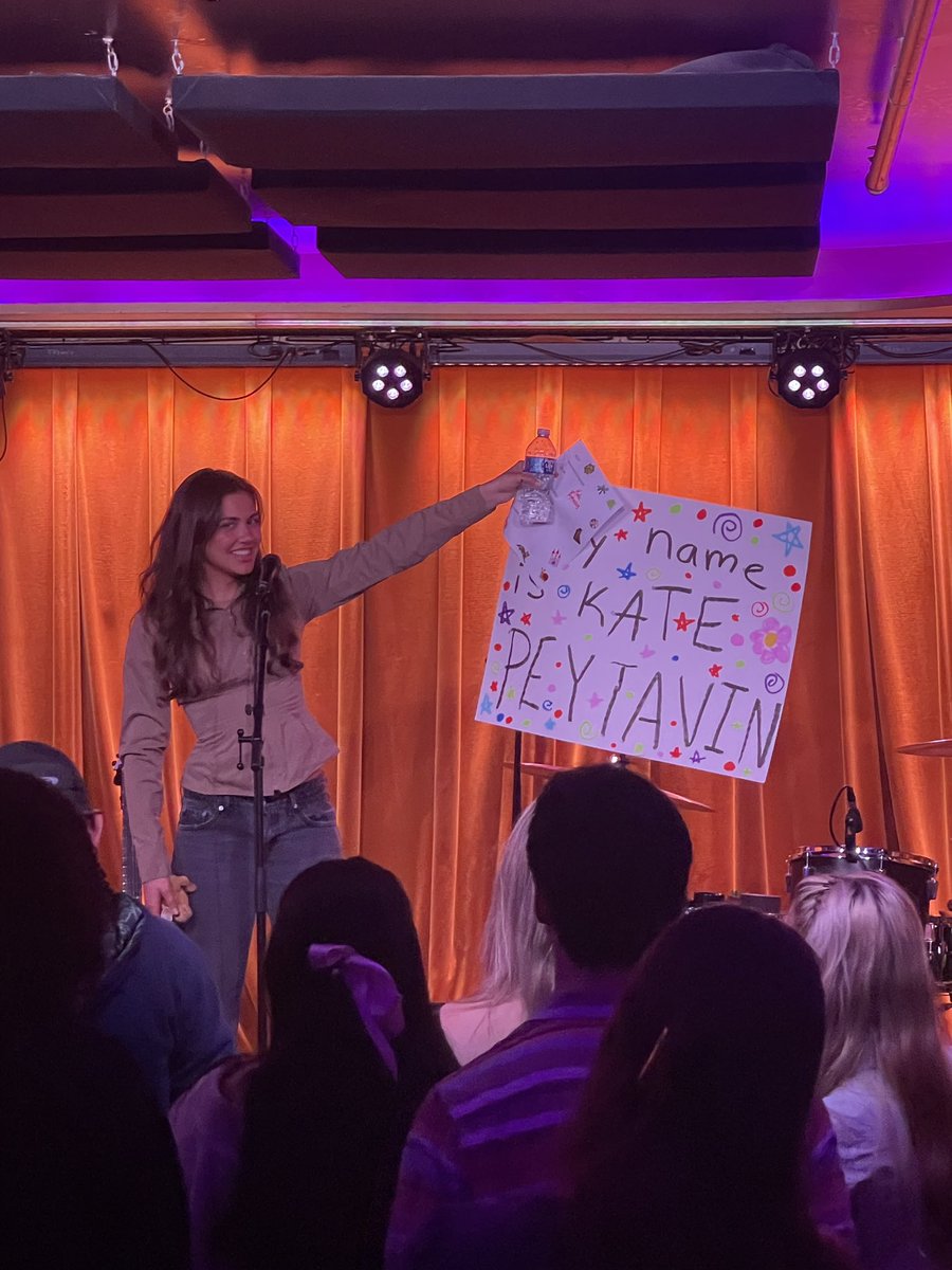 KatePeytavin's tweet image. can’t express how fun touring is for me❤️ getting to play my songs live and meet you face to face is the best feeling &amp;lt;3 thank you for showing up. never want this to end