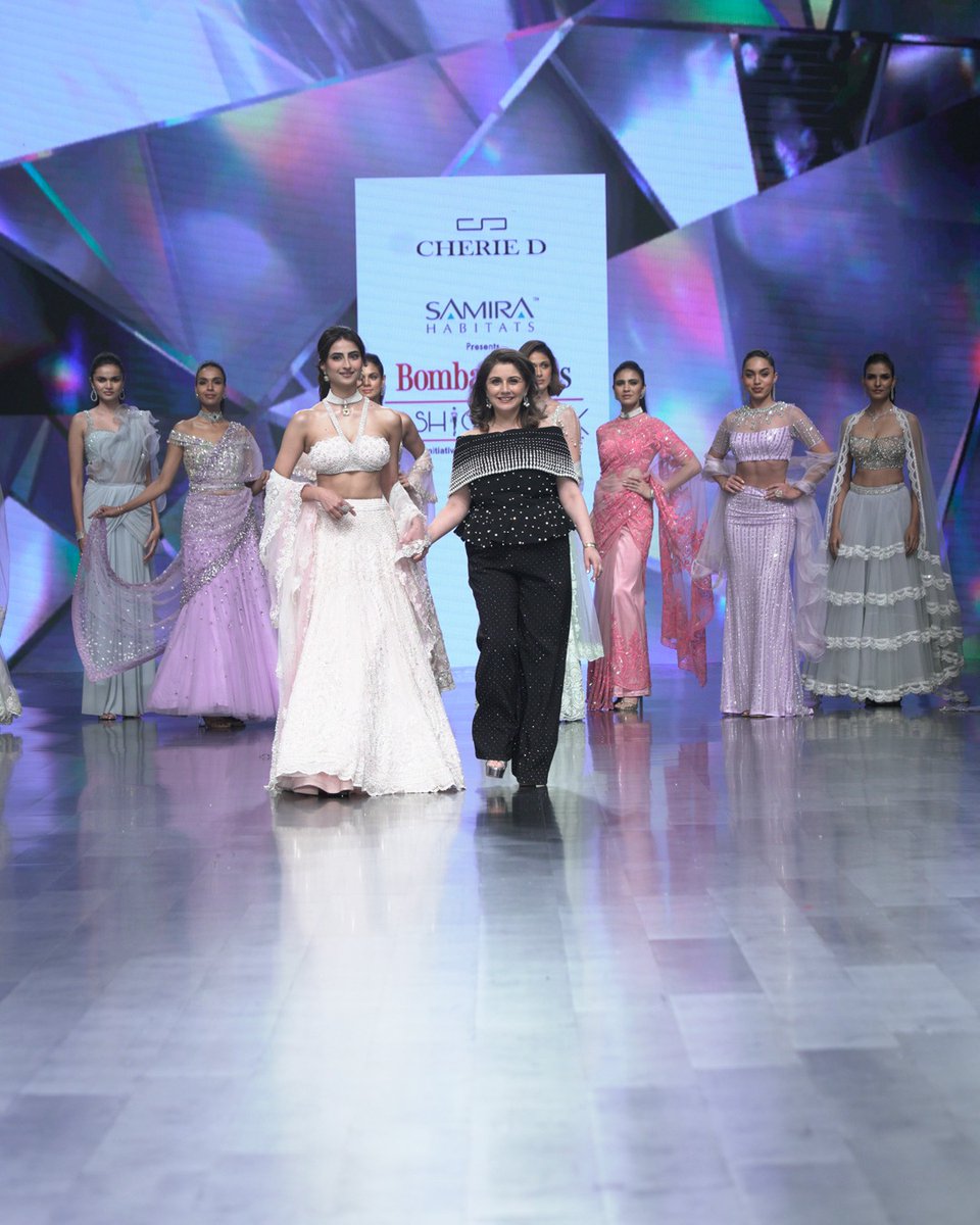 TimesFashionWk's tweet photo. Closing the show with absolute ease was Palak Tiwari, who brought strength and serenity to every step.
#BombayTimesFashionWeek #BTFW2025 #TimesOfIndia #TOI #CherieD #PalakTiwari https://t.co/Za0CBl3nfu