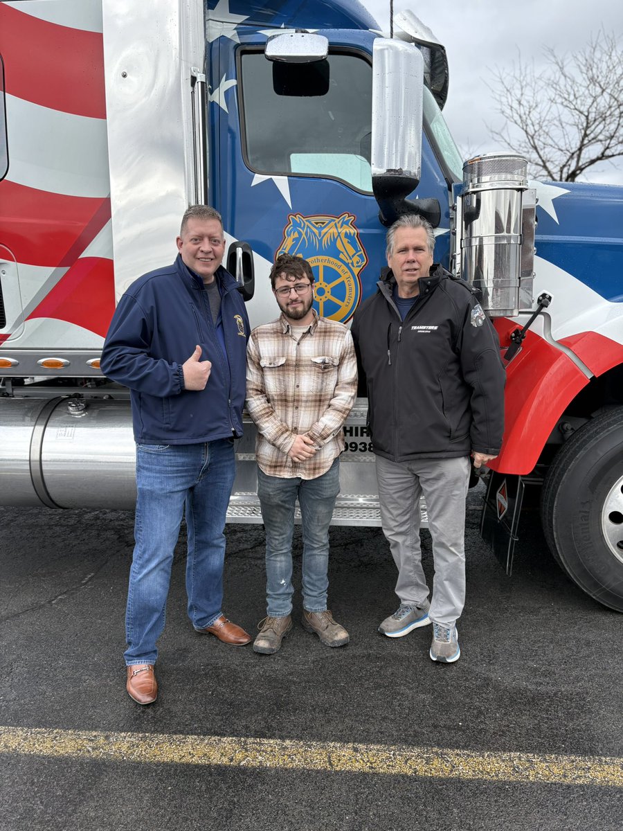 Hunter Bullivant from Van Auken Express was training at the hall today! <a href="/KoniszewskiStan/">Stan Koniszewski</a> <a href="/Quacky294/">Tom Quackenbush</a> <a href="/TeamsterHughes/">Jason Hughes</a>