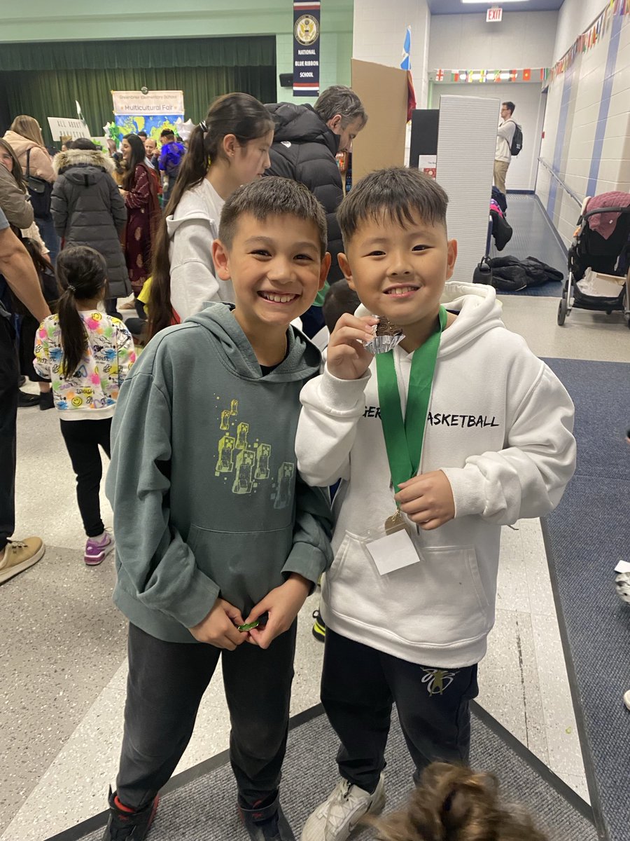 Mrs. Duffer tweet media