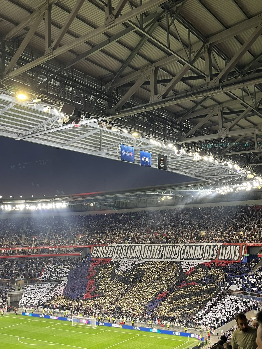 Shemskl's tweet photo. @OL_BILLETTERIE https://t.co/rWcLrCbf3X