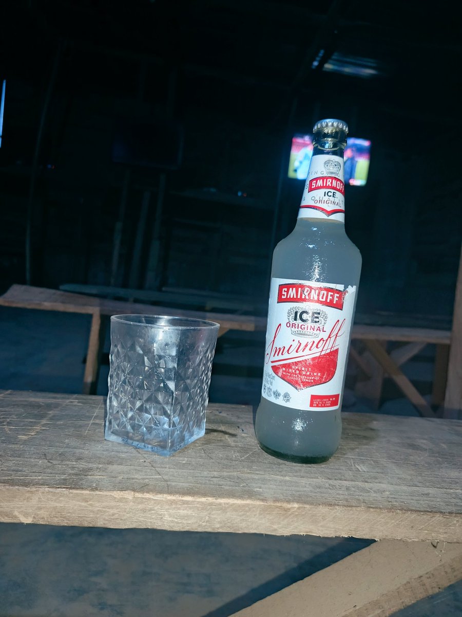 Nakel1997's tweet photo. Rate that shot  📸  1/10..... ❤️ 

@SmirnoffGuarana45cl  
@SmirnoffUS 
@SmirnoffNg 
@smirnoff
@SmirnoffEurope https://t.co/2fi60AfMOP