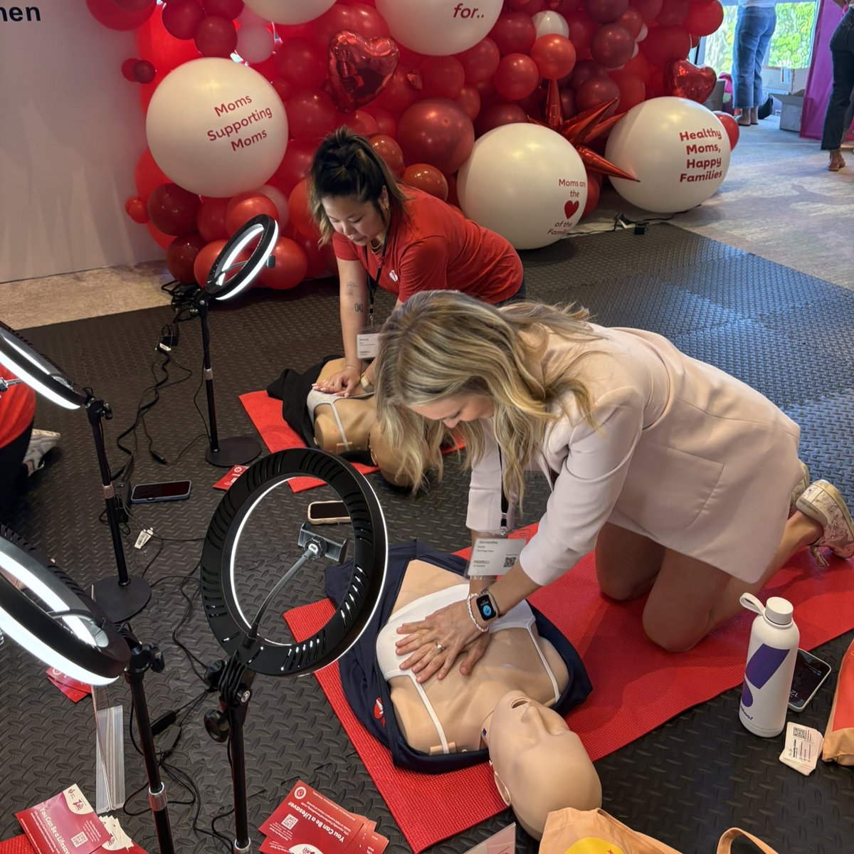 NancyatHeart's tweet photo. At #Mom2Summit, @American_Heart held dialogue on women’s health & taught #handsonlyCPR with female manikins because women are less likely to receive CPR than men. Thanks Val Shapiro, volunteer, supporter & co-founder of Million Honoring Moms for helping make this happen #MomIsWhy https://t.co/9eCERXJ0UK