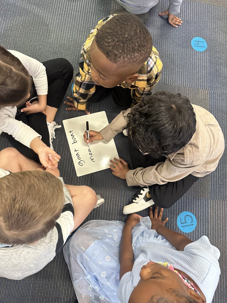 MsPoteat14's tweet image. Team work makes the dream work!🤩 @RTEFlightStatus @RichlandTwo