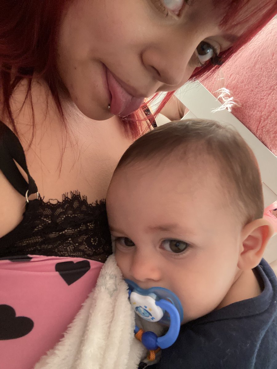 suzzykjk's tweet photo. Oi amgs dessa rede social, só passando pra mostrar como meu filho é lindo, só isso mesmo😘😘😘 https://t.co/rCky89kP33
