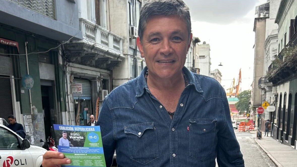 En la Junta Electoral presentando la 11-C, con la que voy a ser el próximo alcalde del Municipio C.

El 11 de mayo, votá con barrio. Votá a quien sabés que va con vos. 💚

Rafa Varela, alcalde del C.
#RafaVa #RafaVarela #AlcaldeDelC #Montevideo