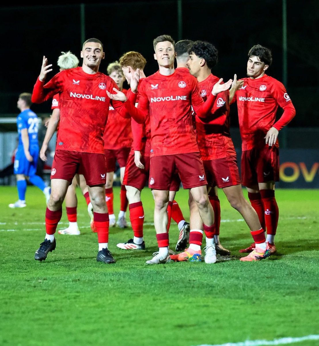 1. FC Kaiserslautern tweet media