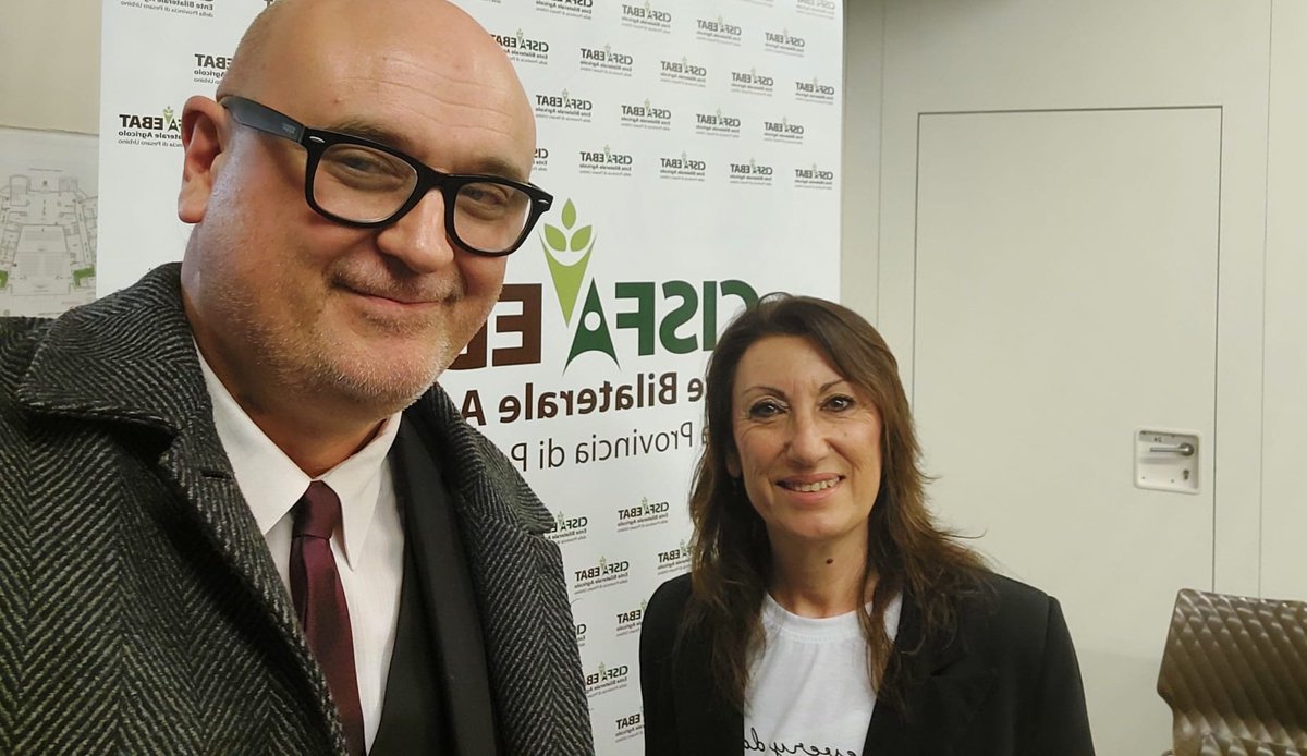 DSantini74's tweet photo. Oggi a #Fano(PU) #Convegno #CISFAEBAT.Per @fai_cisl Marche #SGSantini come #VicePresidente ed Organizzatore partecipa:"Rendere la Convegnistica tra gli #EBAT trasversale su ogni Provincia".Con #SindacoFANO, #AssRegAntonini,@MariaGr09569424 @cislmarche e #Gennarini #FLaiCgiLPU. https://t.co/es8djdOXgJ