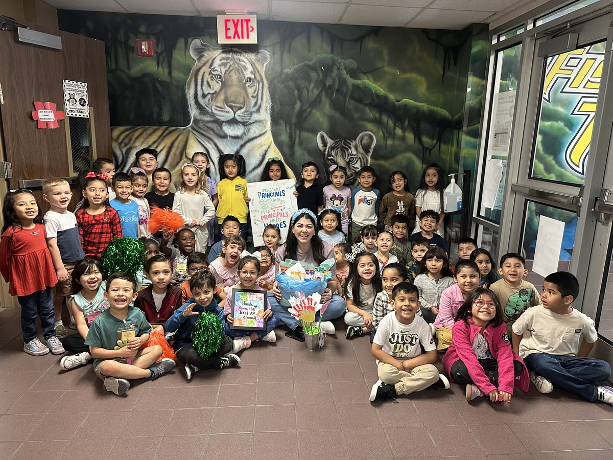 Our Pre-K students celebrated our very own Mrs. Stent for AP week, we are all very lucky to have her 💖 <a href="/FisherTigers/">Fisher Elementary</a> <a href="/prekpasadena/">Prek Pasadena</a>