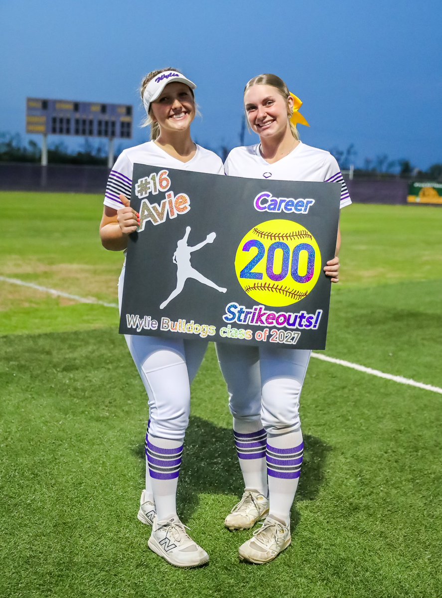 200 STRIKEOUTS!! So blessed to be around these people and having them support me. I couldn’t have done this without my catcher, my team, and my coaches. I would like to also thank my parents. 

I pitched 3️⃣ innings and struck out all 9 batters faced. It was a fun night! Time to