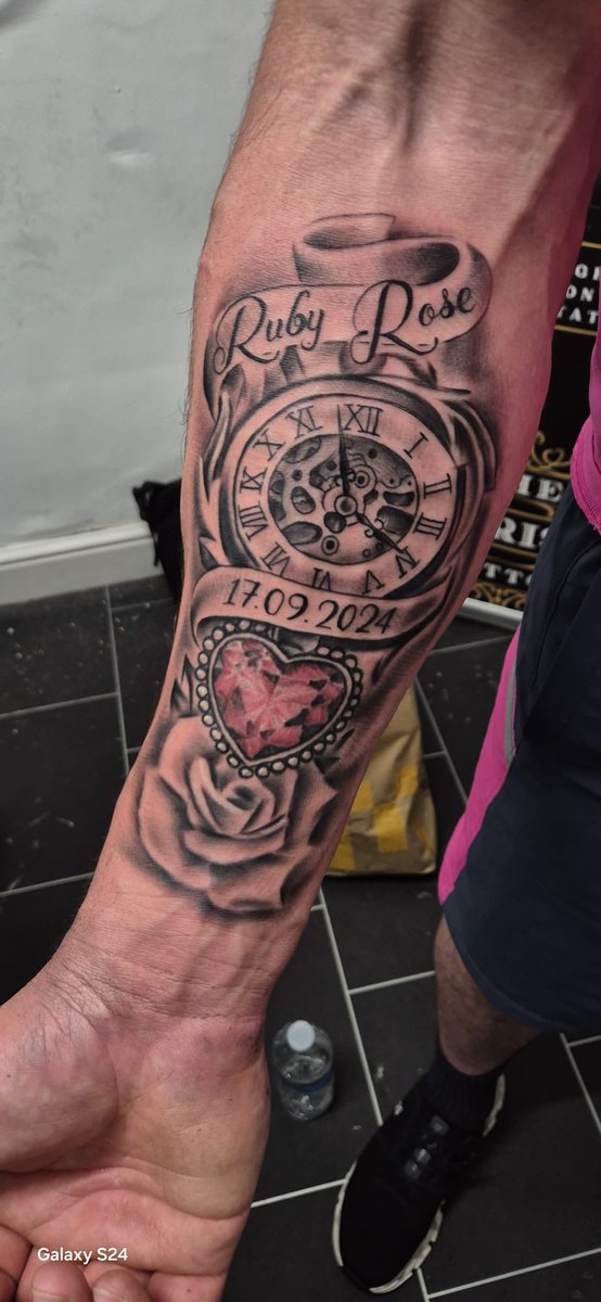 Finally braved it and got my tattoo for Ruby big thanks to my mate Rory Hughes Qcb quality at is work and taking bookings get onto him for yours 😎