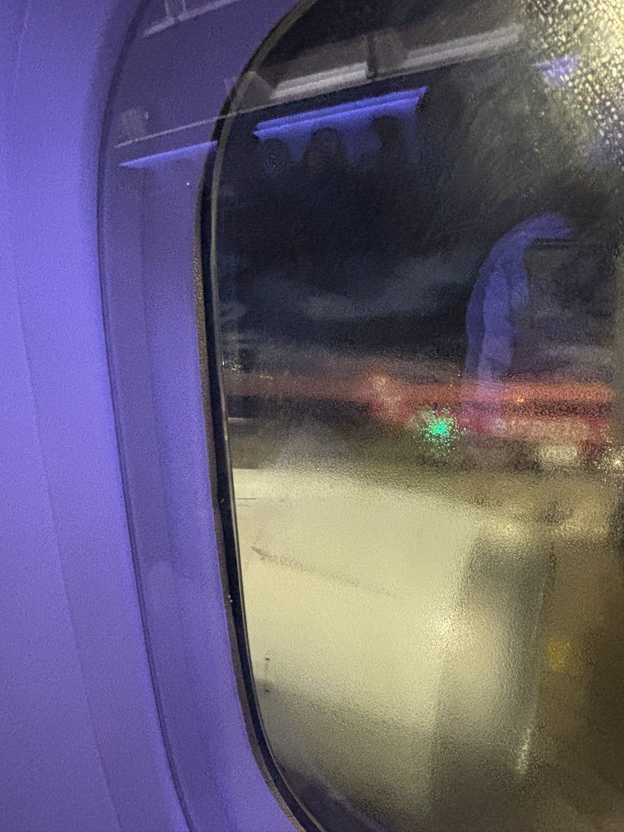 EVO JAPANに向けて日本へ出発！✈️🇯🇵
Heading off to Japan for EVO!👋