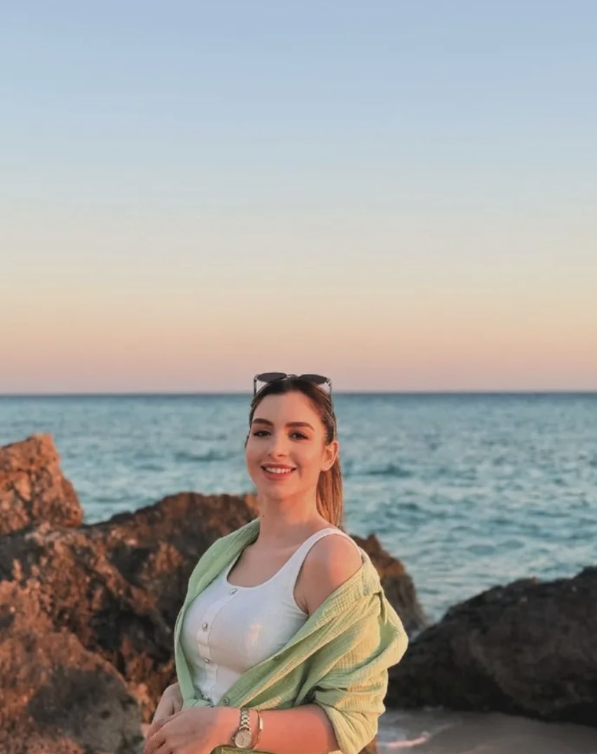 Binamtek's tweet photo. @MamawInKentucky @ImtiazMadmood It breaks my heart that they want to make everything look bad for you. Iran is 100% not the place they show you, it's very beautiful, very green, and the girls live there as beautiful as flowers. https://t.co/cNuKrkaXKm
