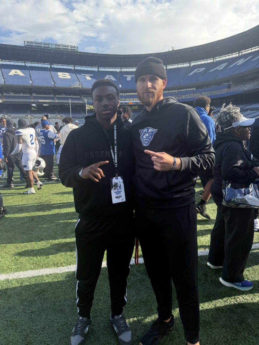 Xavier Geter (@xaviergeter4) on Twitter photo had a great visit at <a href="/GeorgiaStateFB/">GSU Football</a> and also got to meet the Quarterback coach <a href="/RWi11iams/">Ryan Williams</a> had a great visit at <a href="/GeorgiaStateFB/">GSU Football</a> and also got to meet the Quarterback coach <a href="/RWi11iams/">Ryan Williams</a>