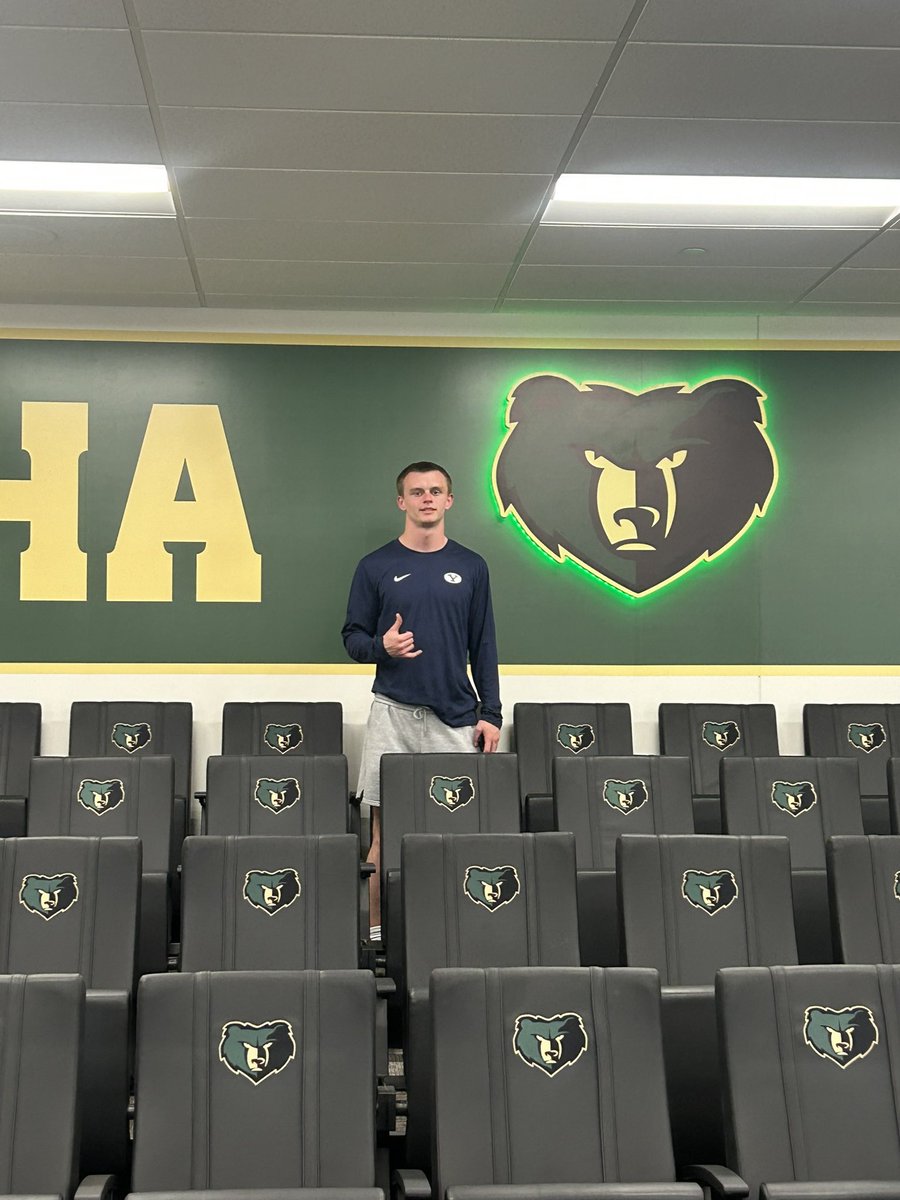 Basha Gridiron (@bashagridiron) on Twitter photo Thanks to one of our own <a href="/PRASSAS22/">Tommy Prassas (Pr-ass-is)</a> for stopping by after spring ball season ended. Big time player running with 1’s for <a href="/BYUfootball/">BYU FOOTBALL</a> already!! Let’s go kid. 🐻💪 <a href="/BashaAthletics/">Basha HS Athletics</a> <a href="/bashabearnation/">Basha Bear Nation</a> <a href="/MarquesReischl/">Marques Reischl</a> Thanks to one of our own <a href="/PRASSAS22/">Tommy Prassas (Pr-ass-is)</a> for stopping by after spring ball season ended. Big time player running with 1’s for <a href="/BYUfootball/">BYU FOOTBALL</a> already!! Let’s go kid. 🐻💪 <a href="/BashaAthletics/">Basha HS Athletics</a> <a href="/bashabearnation/">Basha Bear Nation</a> <a href="/MarquesReischl/">Marques Reischl</a>