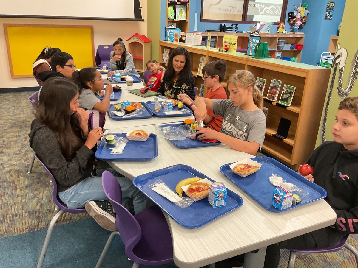 SWISD Innovation Library Services tweet media