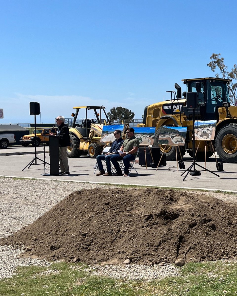 MalibuCSD's tweet photo. β¨πWe've broken ground on the Permanent Skate Park, an exciting first step toward enriching the lives of the Malibu community. Stay up to date with our progress by visiting https://t.co/eCZRyaFlQb.
#Malibu #MalibuSkatePark #GroundBreakingDay https://t.co/un4RpNm1PF