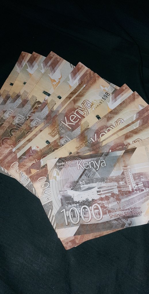 _yommieandy's tweet photo. 💸 💸 💸 

#money #cash #chedda https://t.co/gbZ6E2pqJU
